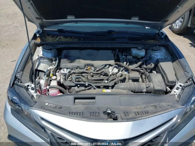 Toyota Camry SE HYBRID, снимка 10 - Автомобили и джипове - 47496298