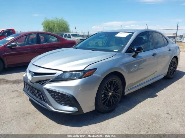 Toyota Camry SE HYBRID, снимка 2 - Автомобили и джипове - 47496298