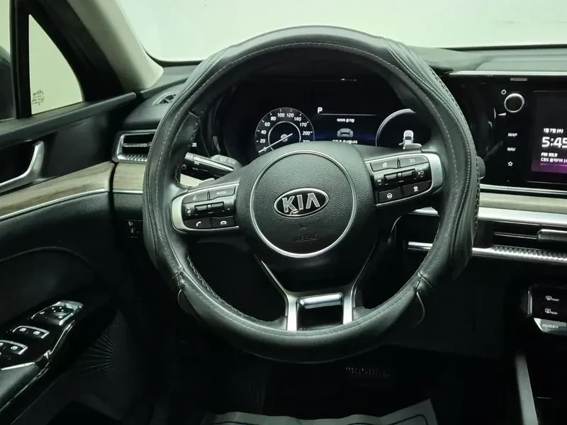 Kia K5 2.0, снимка 6 - Автомобили и джипове - 54263610