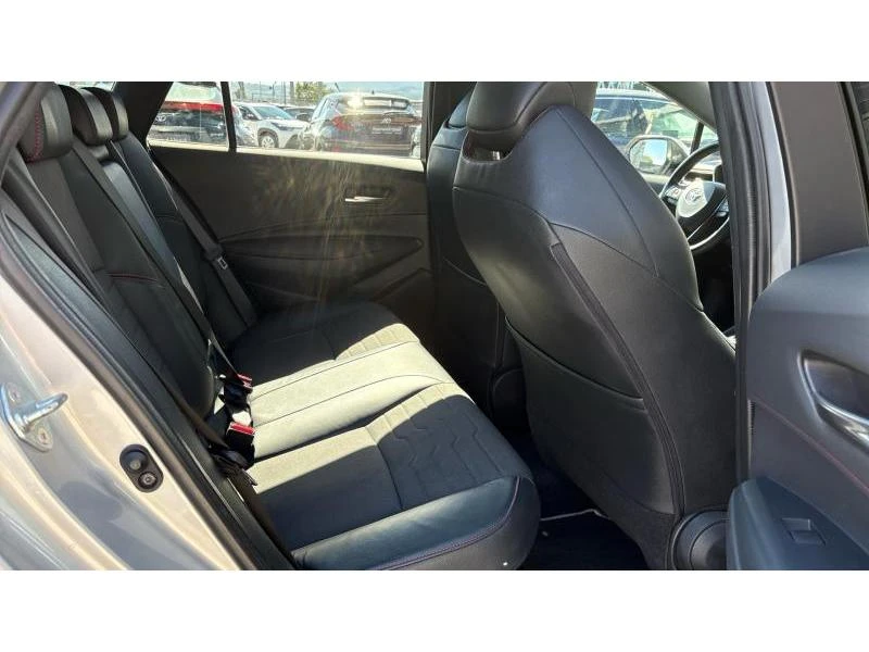 Toyota Corolla TS 1.8HSD LUXURY, снимка 7 - Автомобили и джипове - 56354758