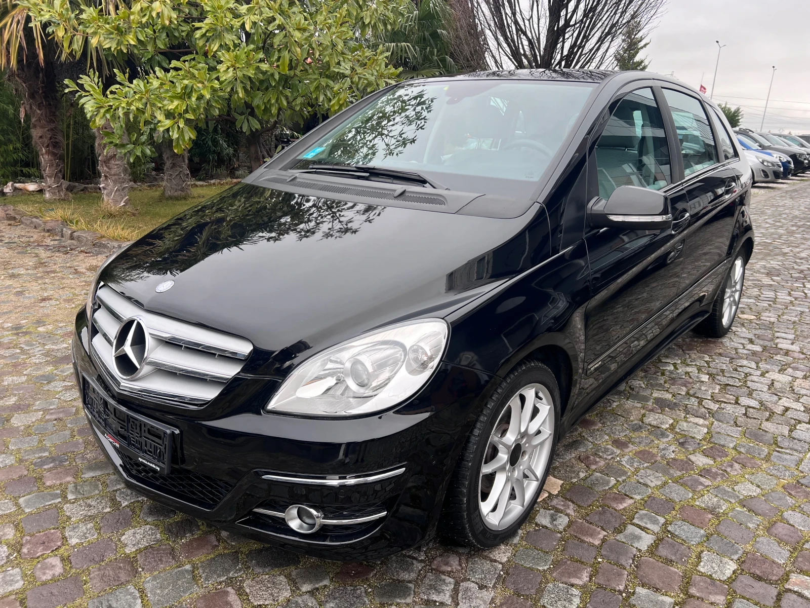 Mercedes-Benz B 200  cdi Premium Facelift, снимка 1
