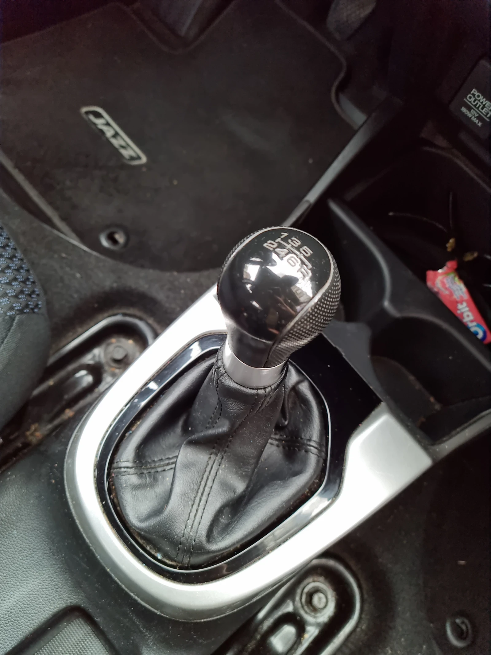 Honda Jazz  - изображение 8