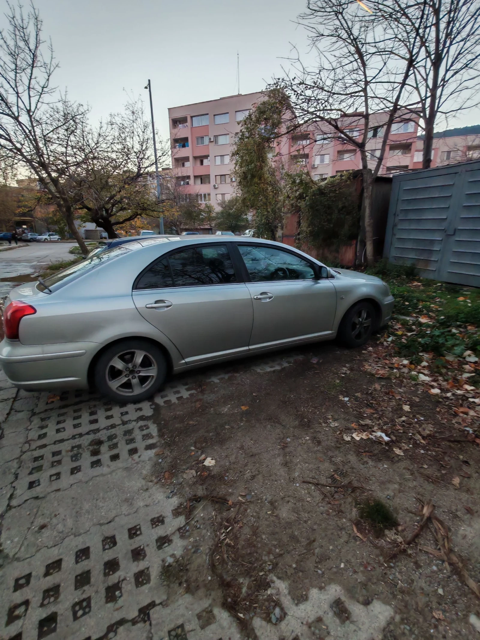 Toyota Avensis 1.8 | Mobile.bg   5
