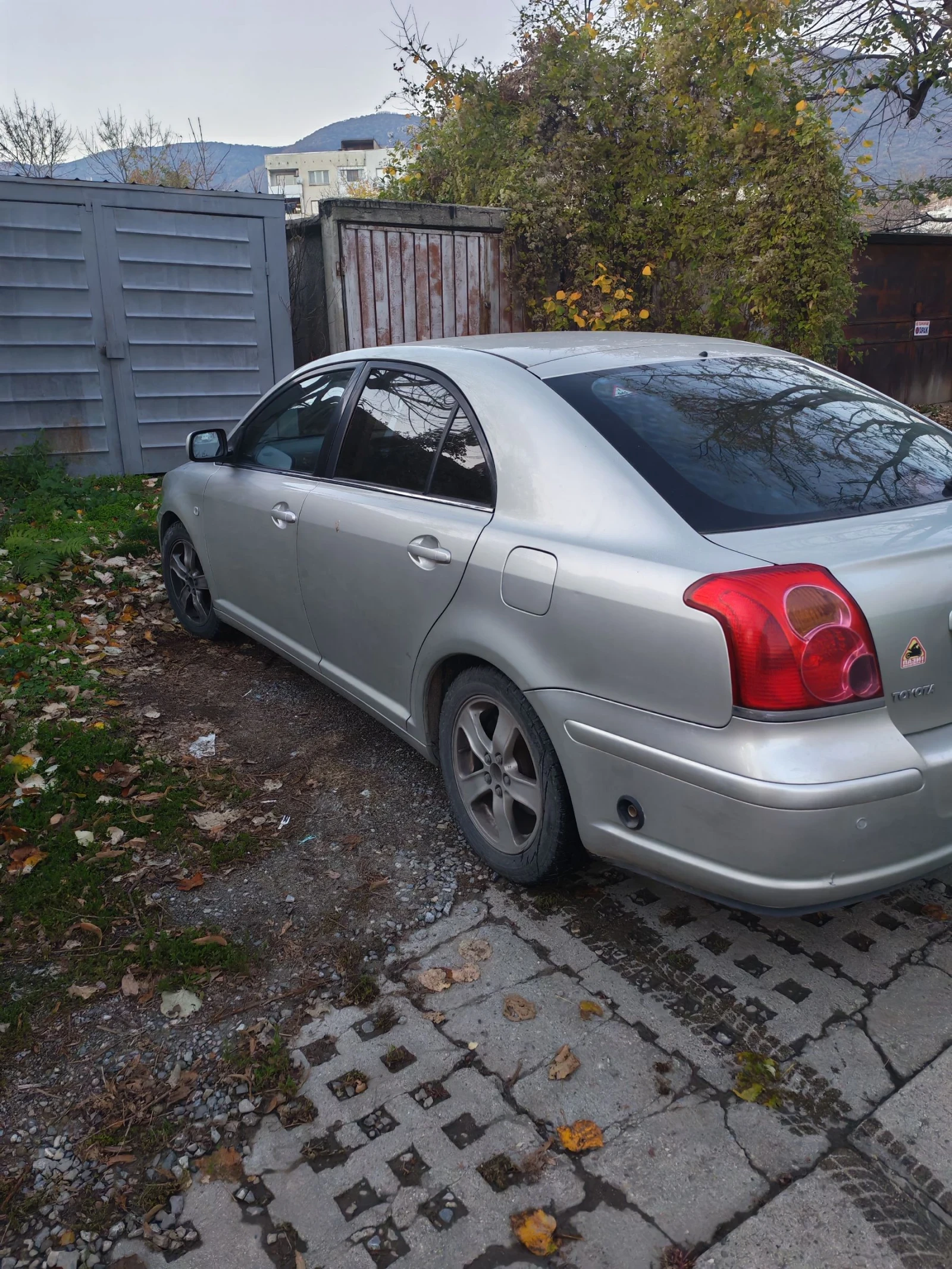 Toyota Avensis 1.8 | Mobile.bg   3
