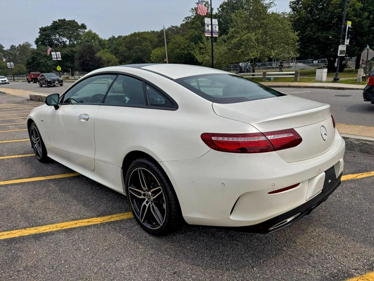 Mercedes-Benz E 400  - изображение 4