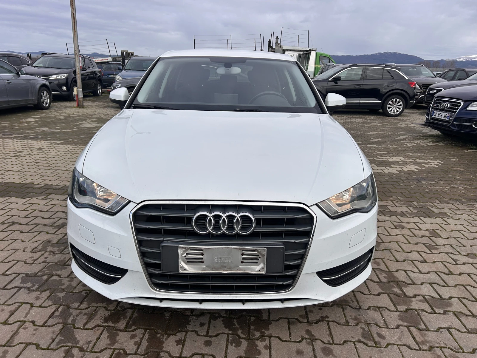Audi A3 1.6TDI NAVI EURO 6 - изображение 3