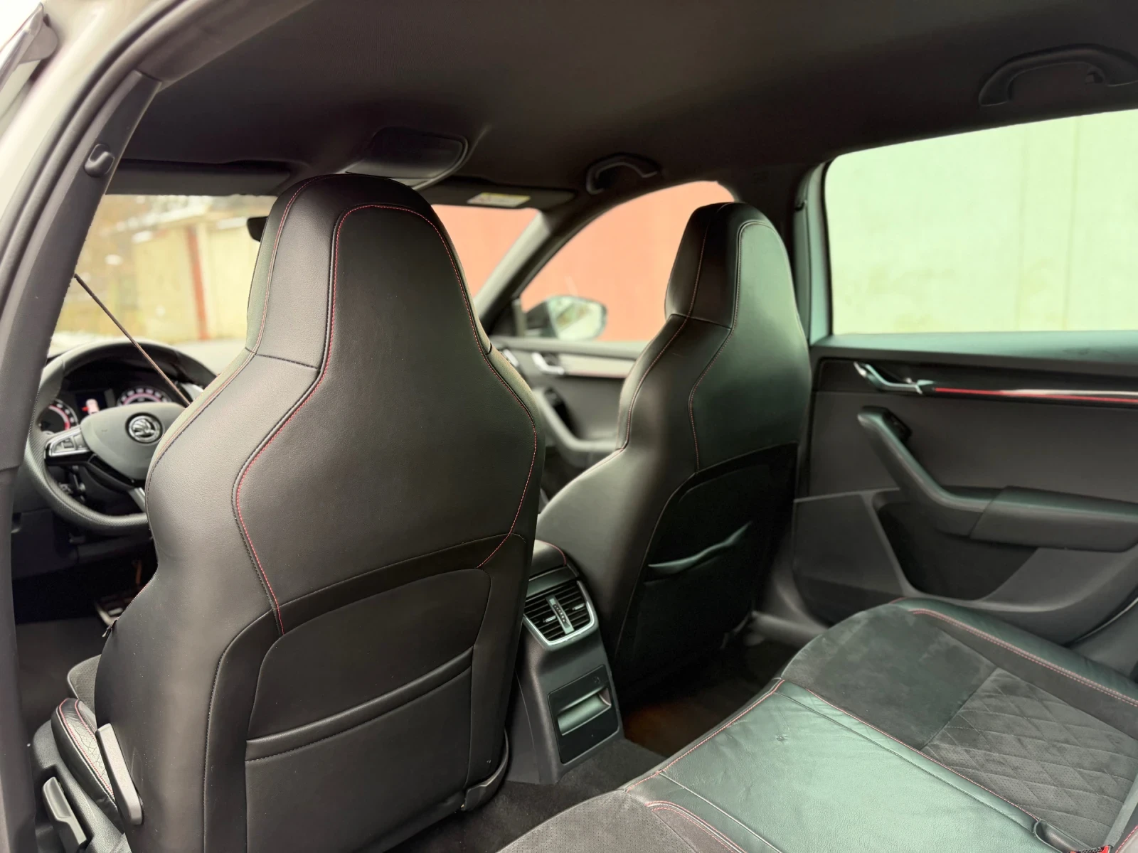 Skoda Octavia VRS 4X4 ���� ��������� | Mobile.bg � ����������� 16