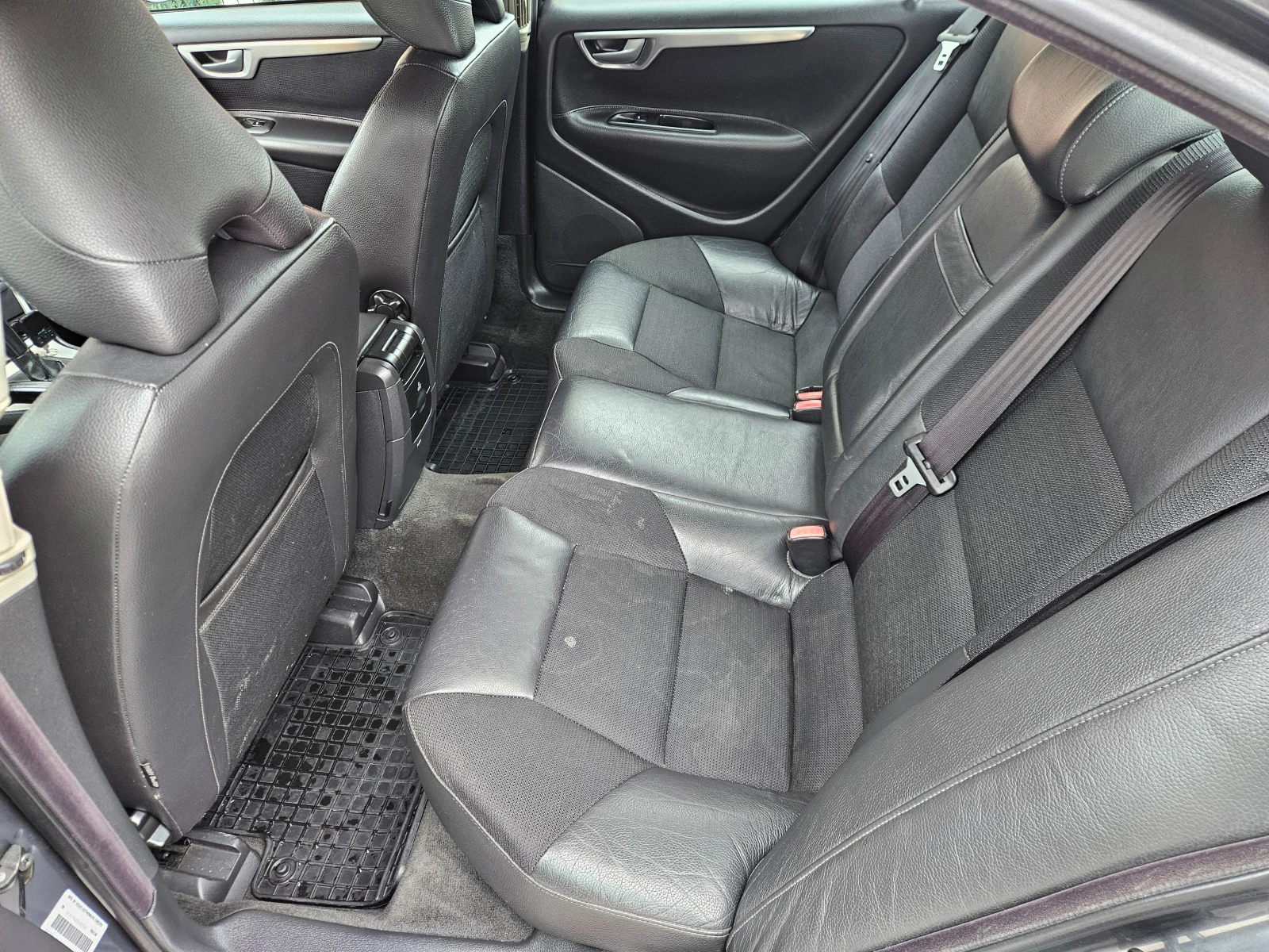 Volvo S60 2.4D5 | Mobile.bg � ����������� 10