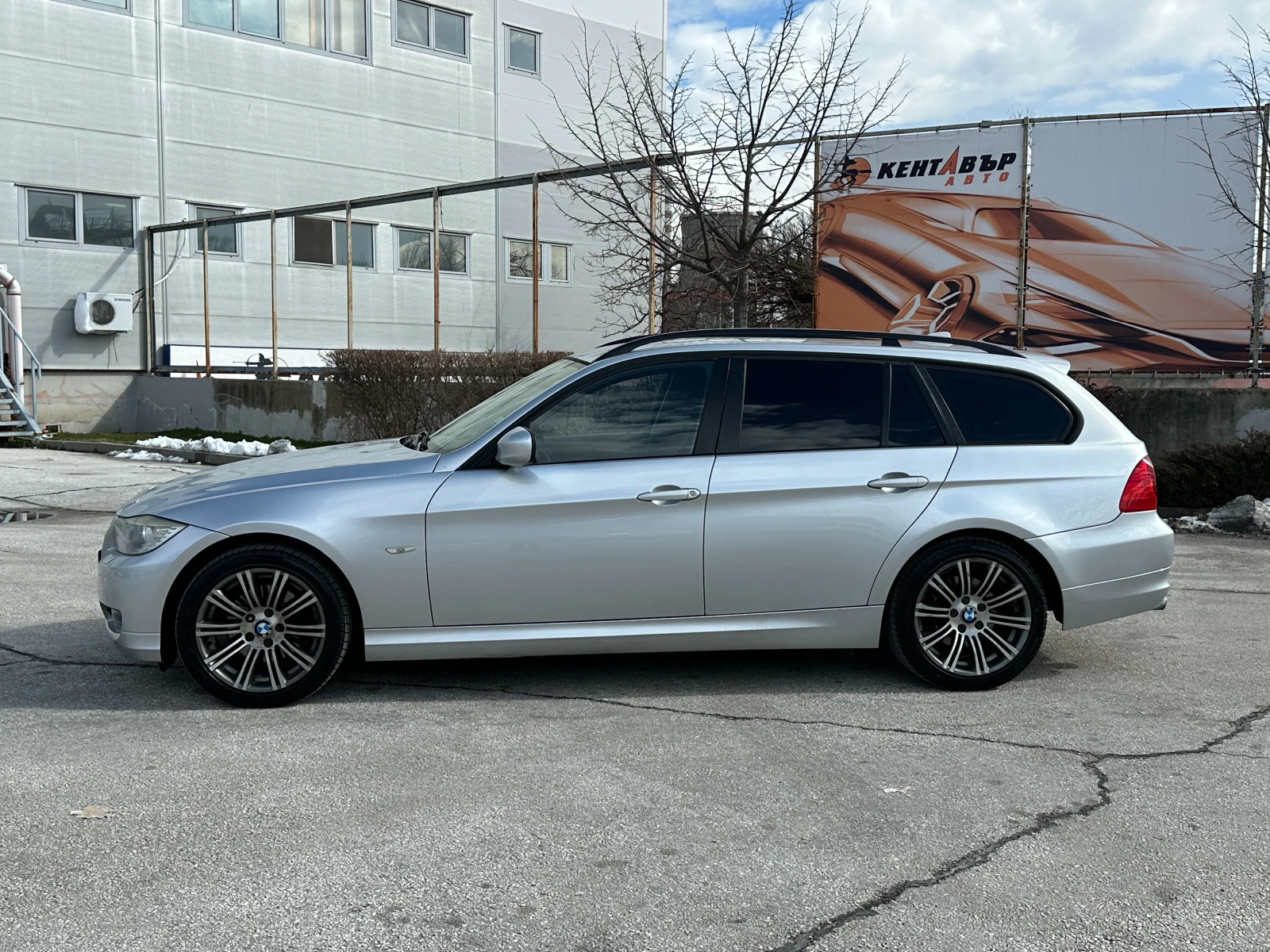 BMW 320  - изображение 2