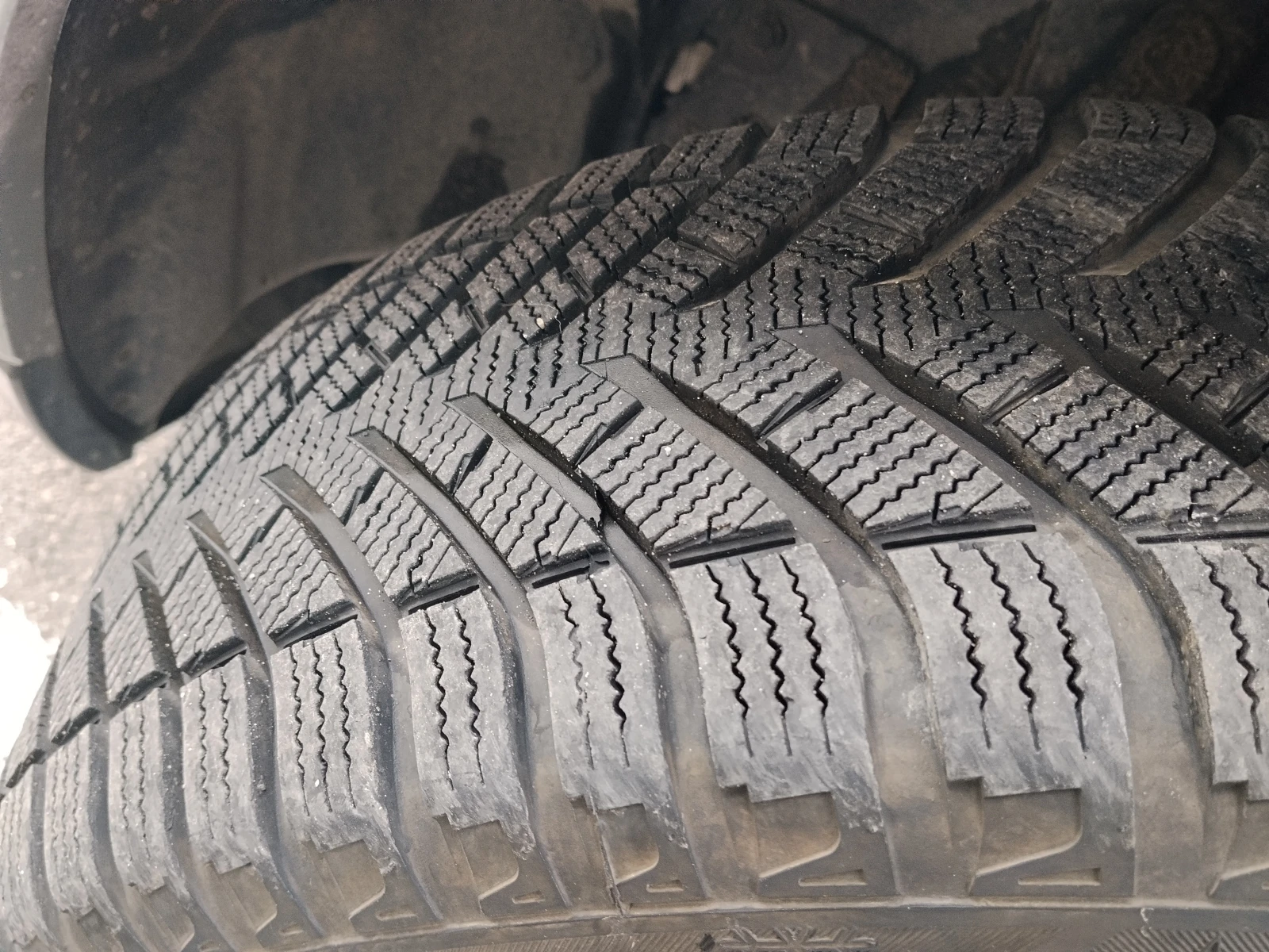 Subaru Forester 2.0D/147k., снимка 8 - Автомобили и джипове - 53951465