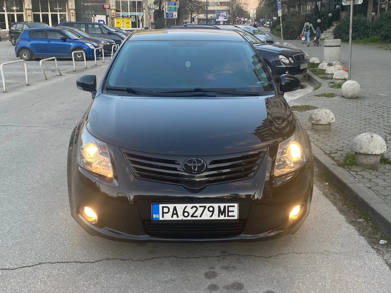 Toyota Avensis, снимка 1 - Автомобили и джипове - 54099278