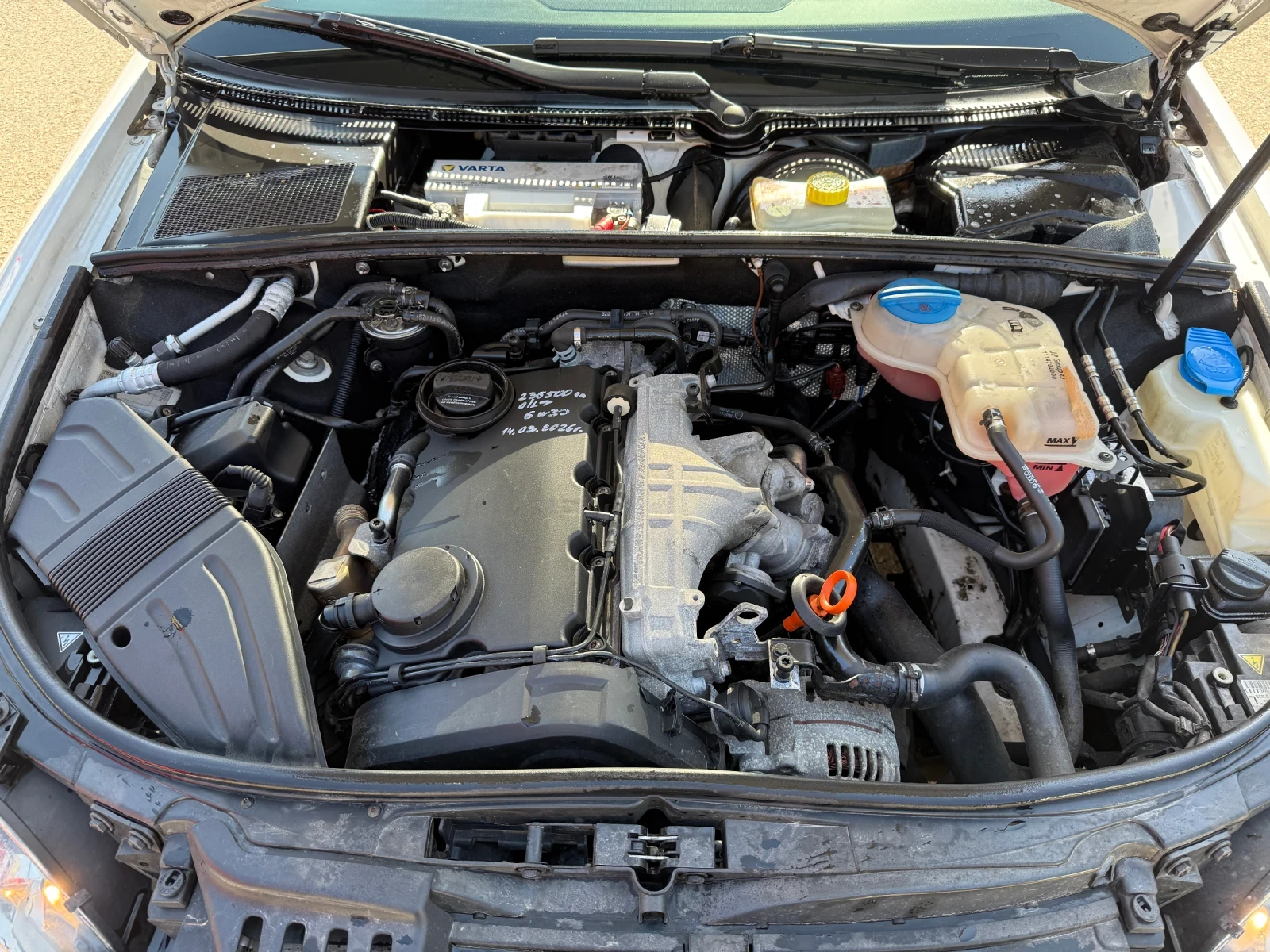 Audi A4 2.0 TDI Quattro, снимка 12 - Автомобили и джипове - 54308913