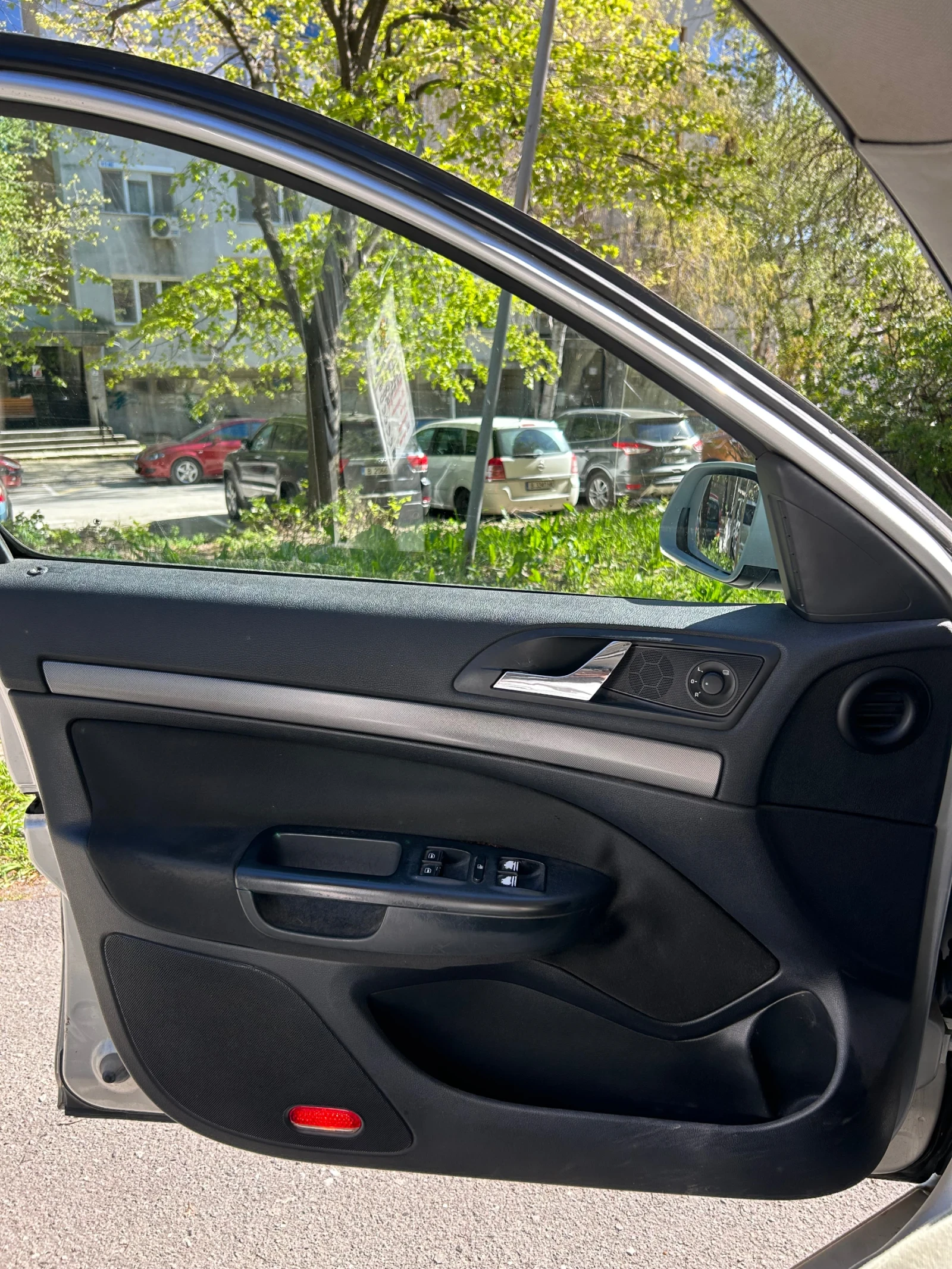 Skoda Octavia 1.9TDI, снимка 6 - Автомобили и джипове - 54352364