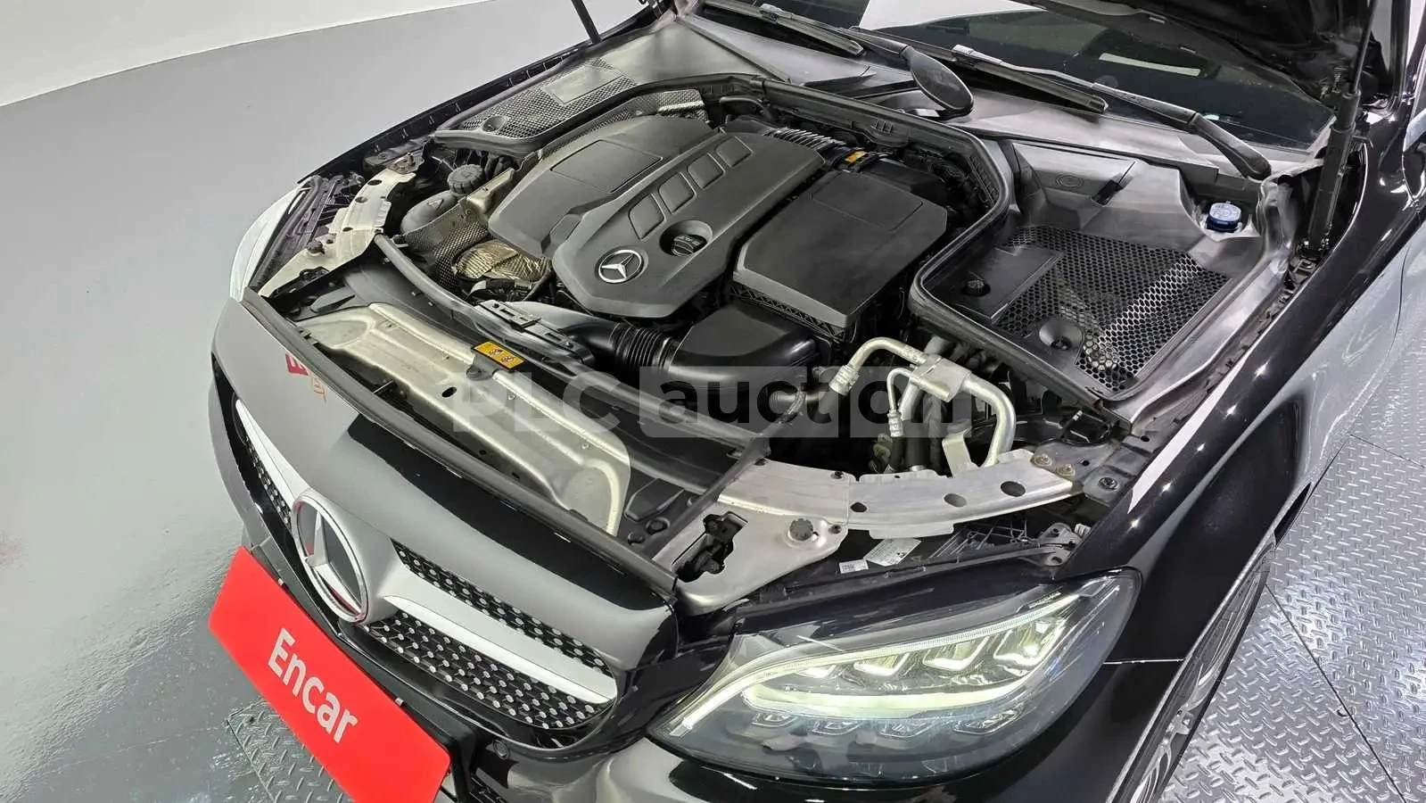 Mercedes-Benz C 220 АМГ ПАКЕТ/ШИБЕДАХ/ДИСТРОНИК/БУРМАЙСТЕР/ФИНАНСИРАНЕ, снимка 16 - Автомобили и джипове - 54643893