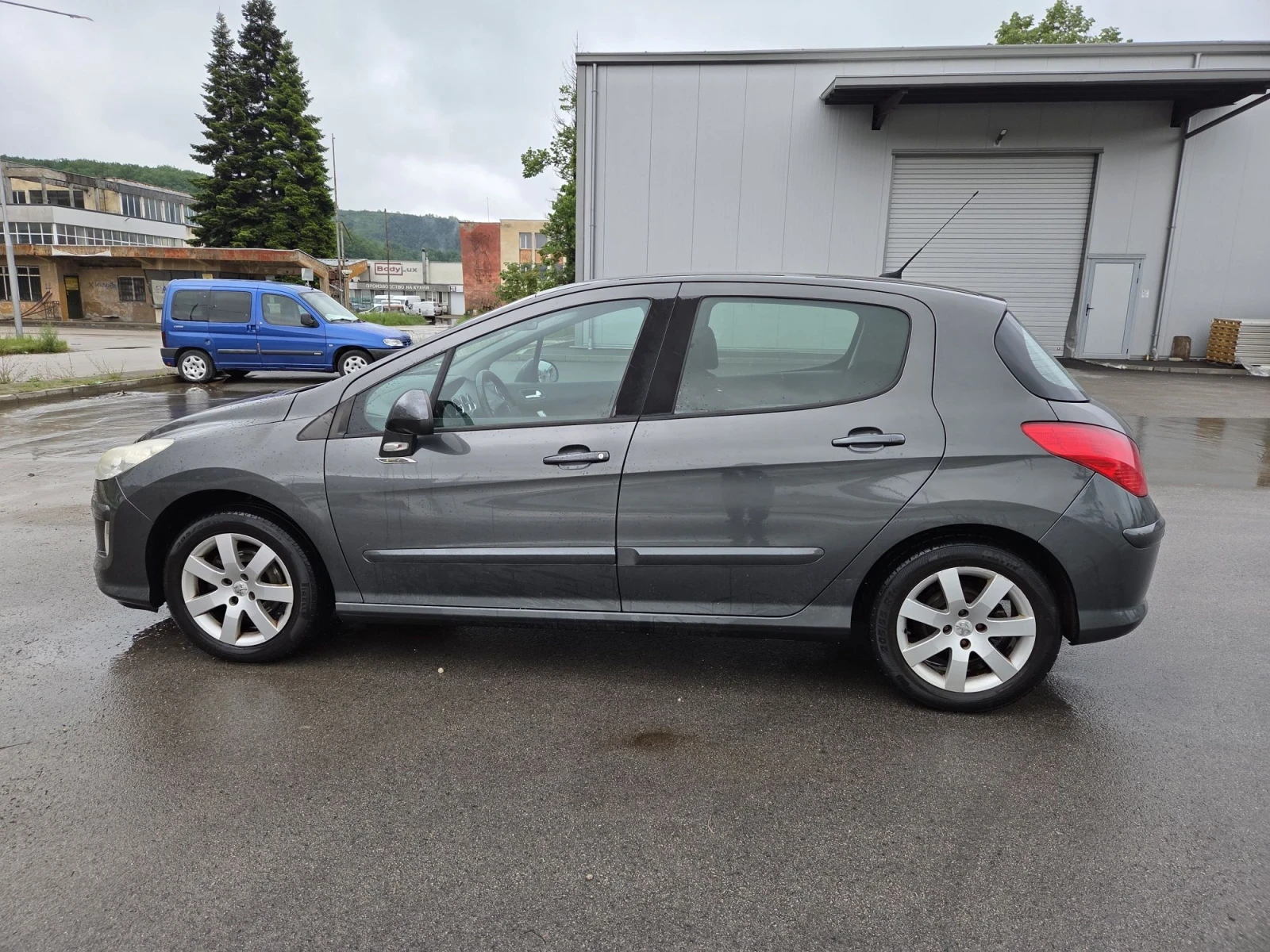 Peugeot 308 1.6i, снимка 10 - Автомобили и джипове - 55539678