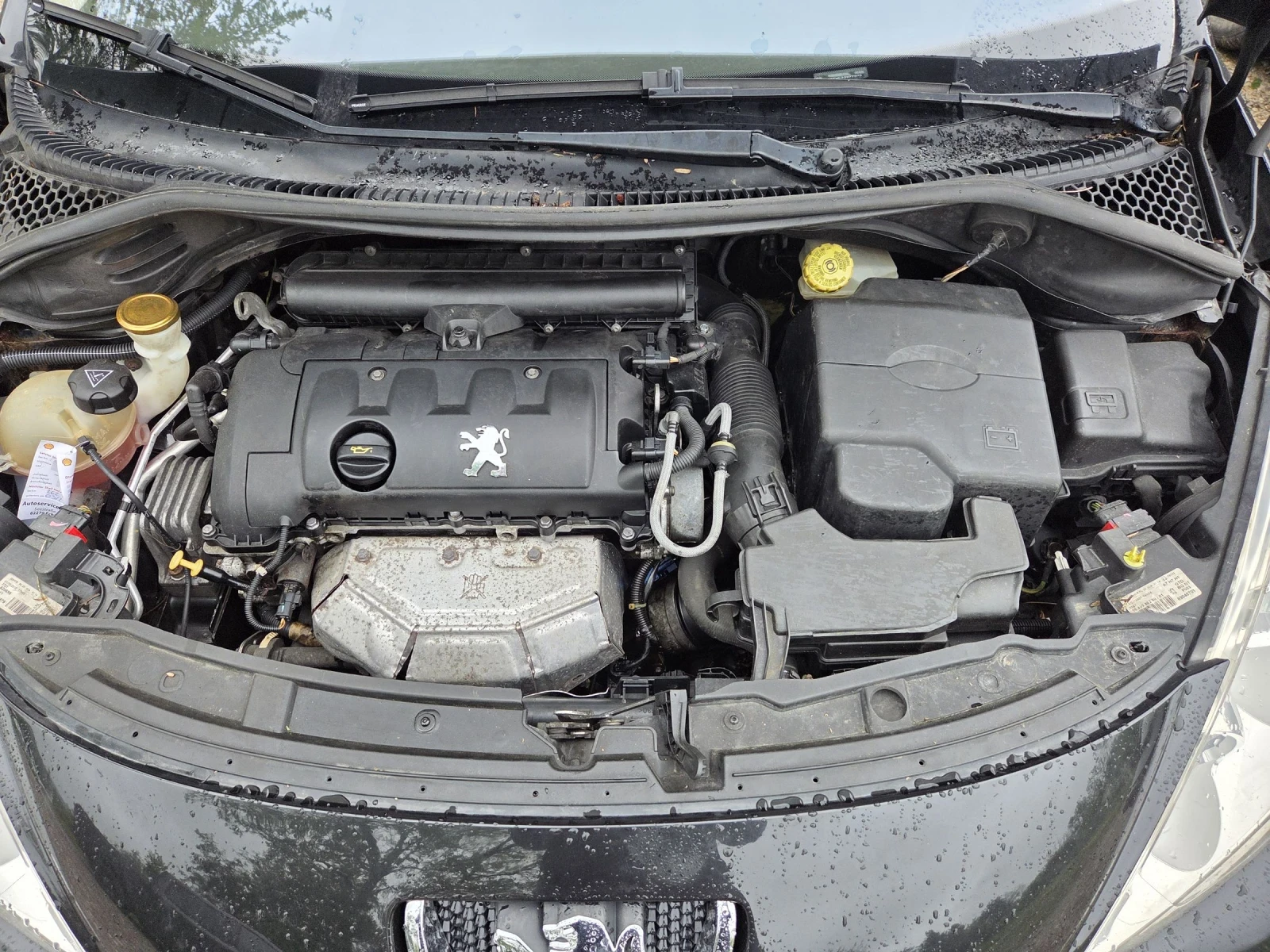 Peugeot 207 1.6i, снимка 11 - Автомобили и джипове - 54650130