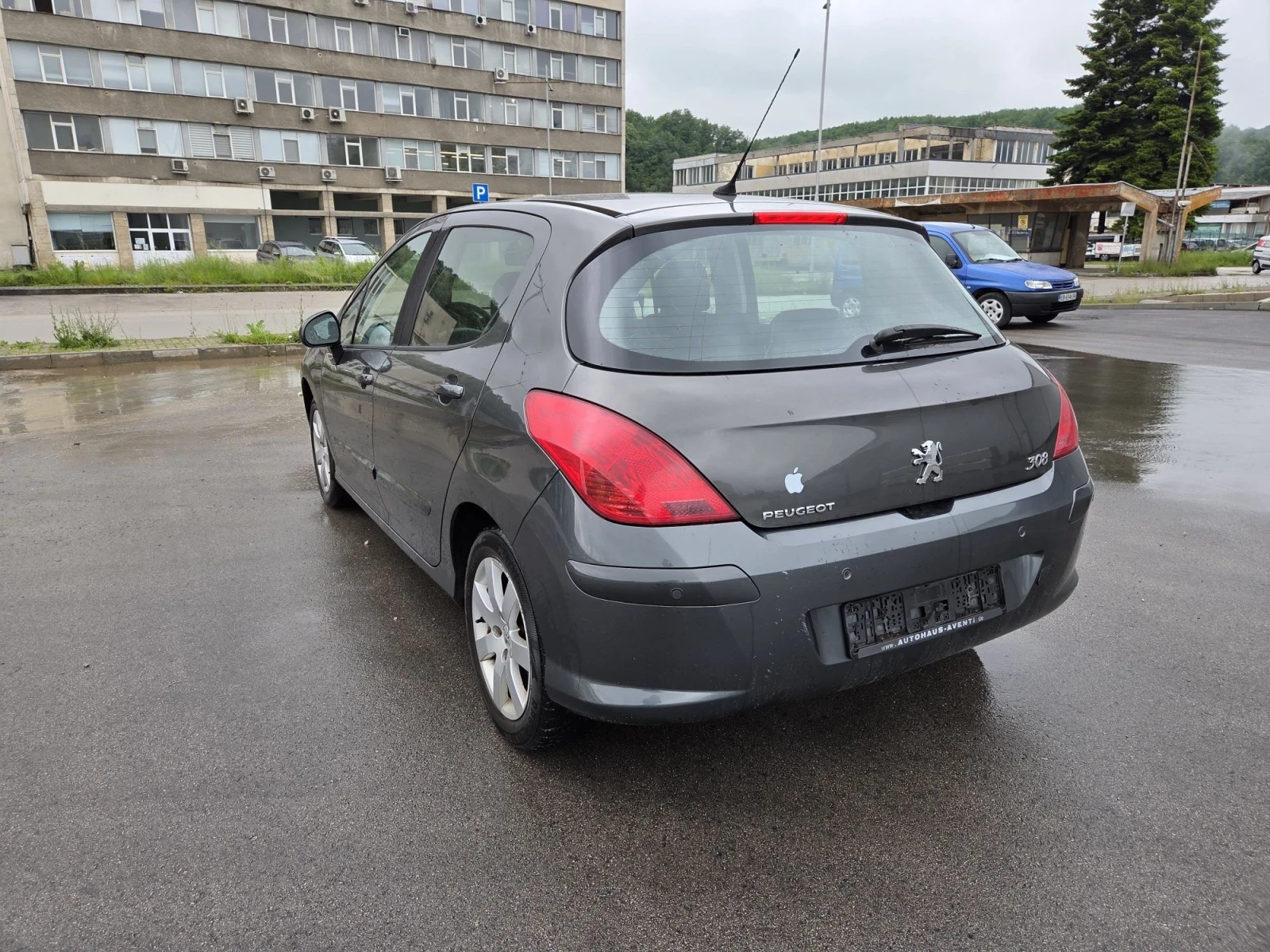 Peugeot 308 1.6i, снимка 11 - Автомобили и джипове - 55539678