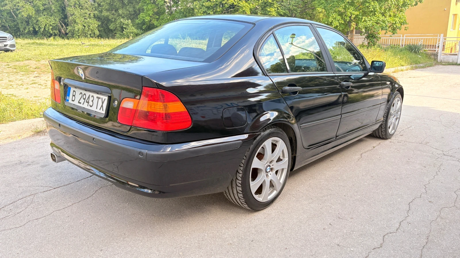 BMW 318, снимка 4 - Автомобили и джипове - 54679287