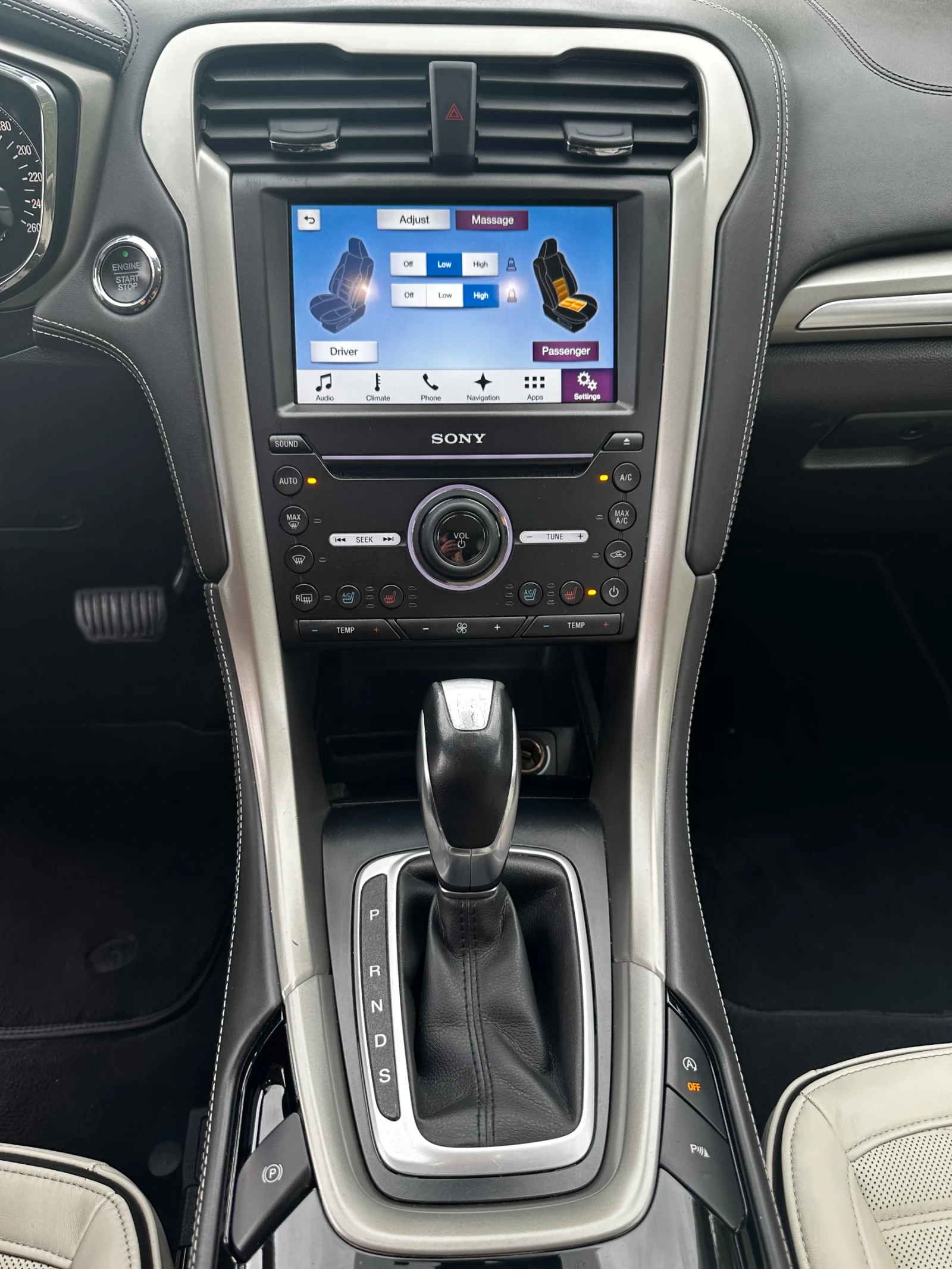 Ford Mondeo 2.0TDCI /VIGNALE/KEYLESS/ОБДУХВАНЕ/МАСАЖ/LED, снимка 16 - Автомобили и джипове - 54693624