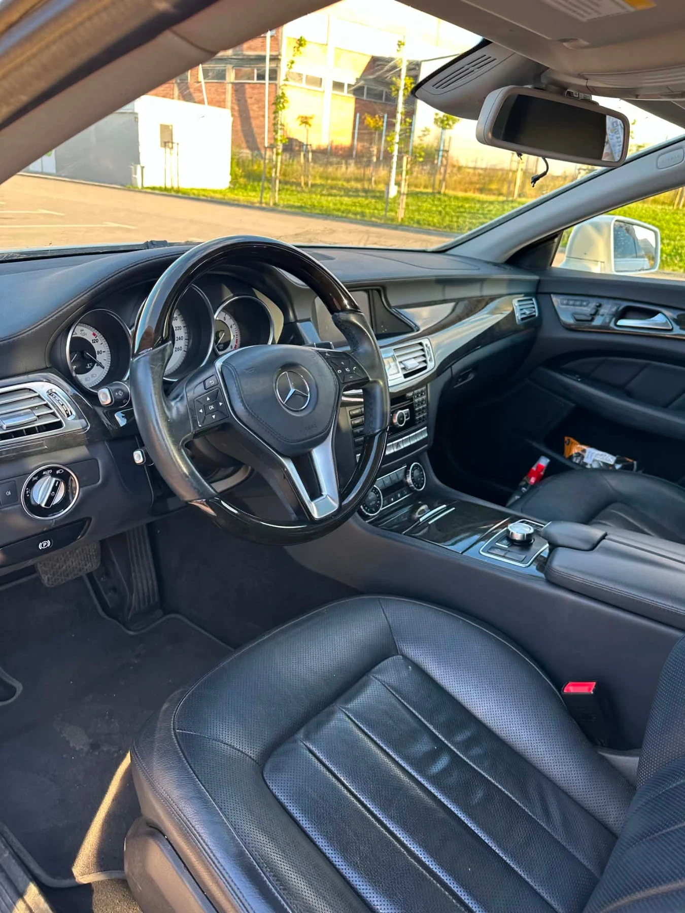 Mercedes-Benz CLS 350 CLS 350 BlueEFFICIENCY, снимка 10 - Автомобили и джипове - 54929554