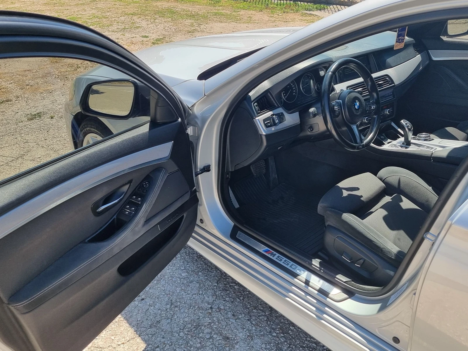 BMW 550 М 550 PERFORMANCE, снимка 11 - Автомобили и джипове - 55078904