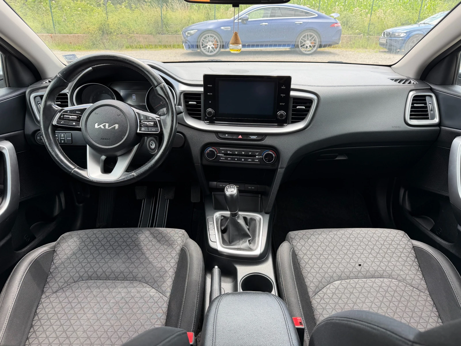 Kia Ceed 1.5 T-GDI 160 к.с/ Пълна история от Киа/ Камера, снимка 7 - Автомобили и джипове - 55402815