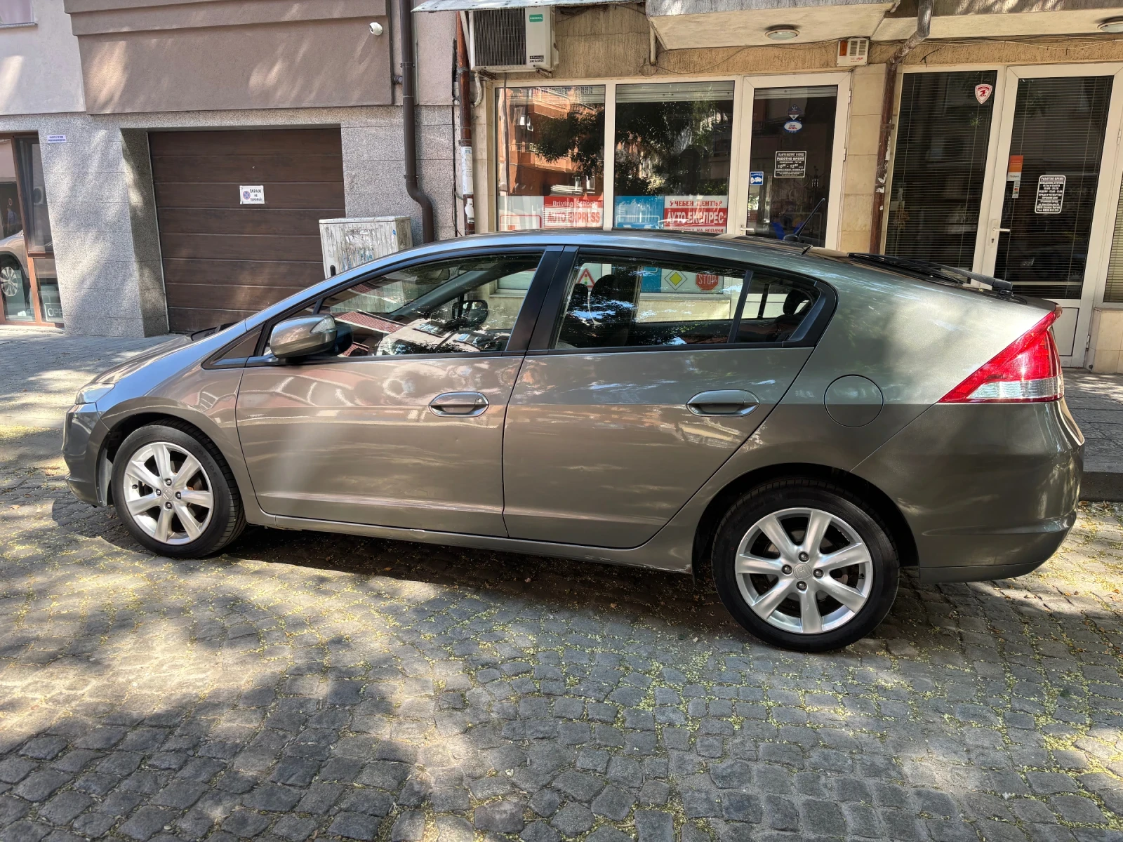 Honda Insight, снимка 3 - Автомобили и джипове - 55829244