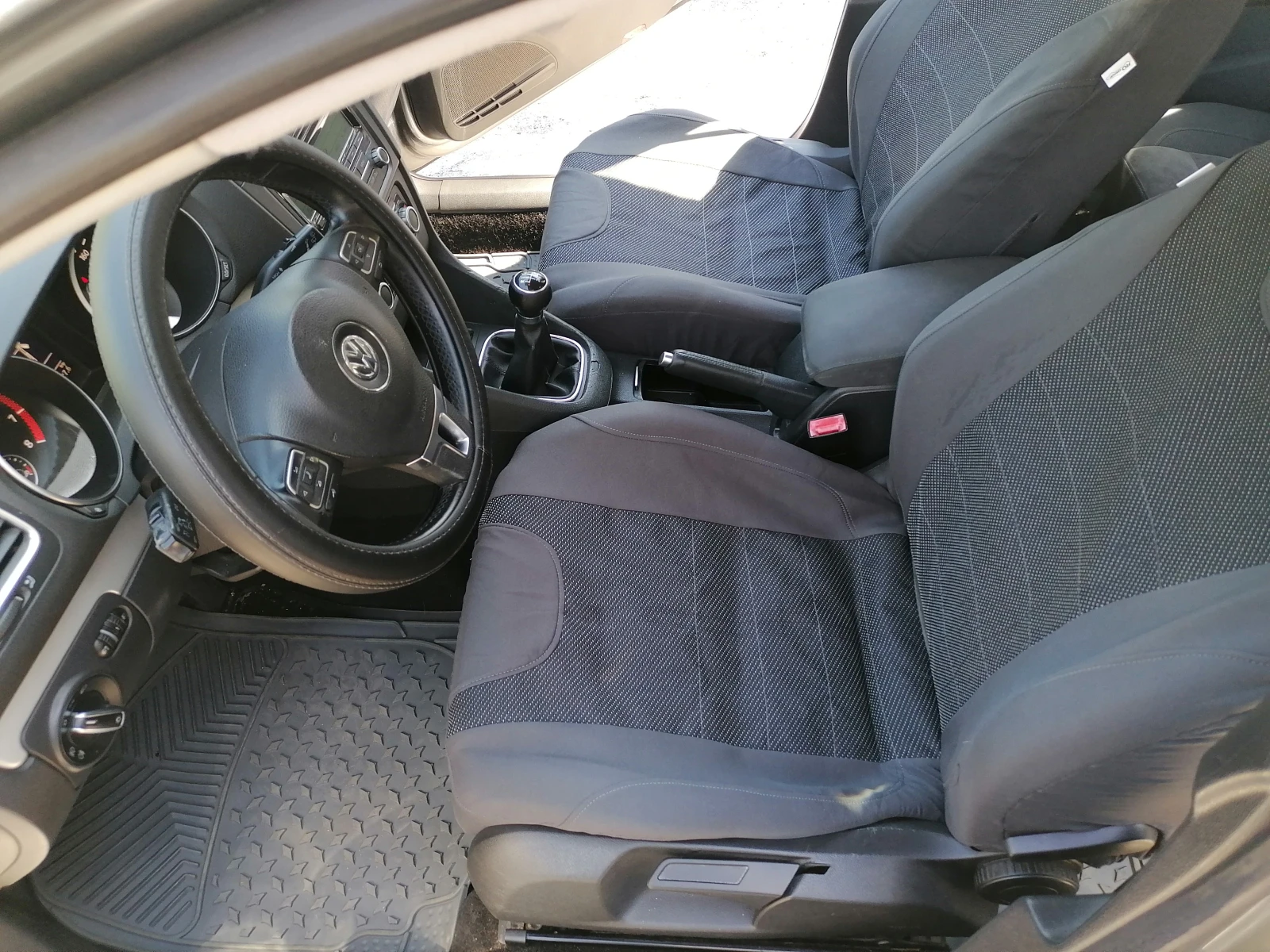 VW Golf, снимка 5 - Автомобили и джипове - 55959406