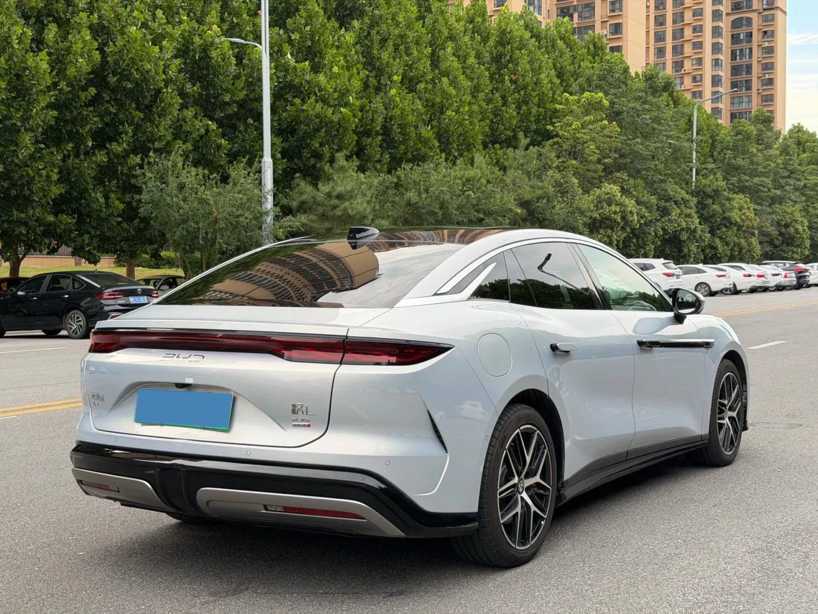 BYD HAN HanL AWD 83.2kWh LiDAR Flagship Edition, снимка 5 - Автомобили и джипове - 55978580