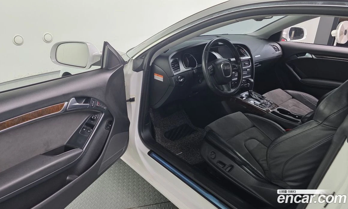 Audi A5 2.0 TFSI Quattro 8T3, снимка 11 - Автомобили и джипове - 56122189