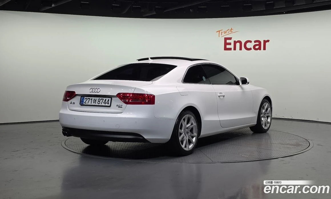 Audi A5 2.0 TFSI Quattro 8T3, снимка 2 - Автомобили и джипове - 56122189