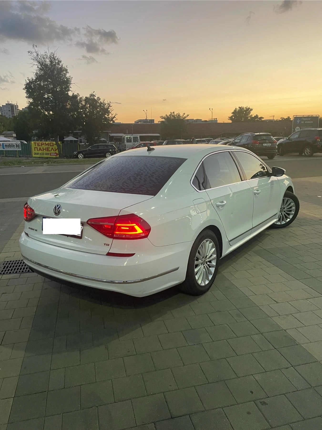 VW Passat 1.8 TSI, снимка 5 - Автомобили и джипове - 56154642