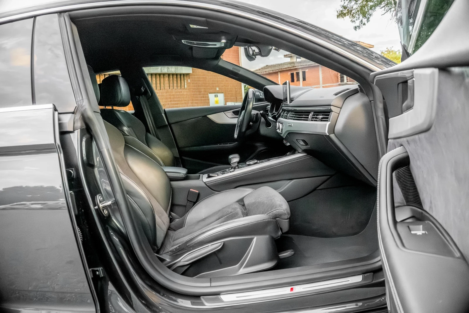Audi A5 50TDI QUATTRO /MATRIX /3xS-Line /B&O /Distronic, снимка 13 - Автомобили и джипове - 56314555