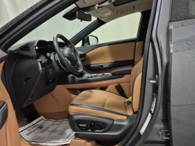 Lexus RZ 450 E * * CARFAX * * АВТО КРЕДИТ * * , снимка 6