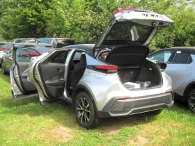 Toyota C-HR 2.0 Hybrid 192  Kamera, AppleCarPlay   | Mobile.bg    2