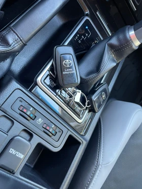 Toyota Land cruiser 150/2.8/Auto/Luxury/   | Mobile.bg    12