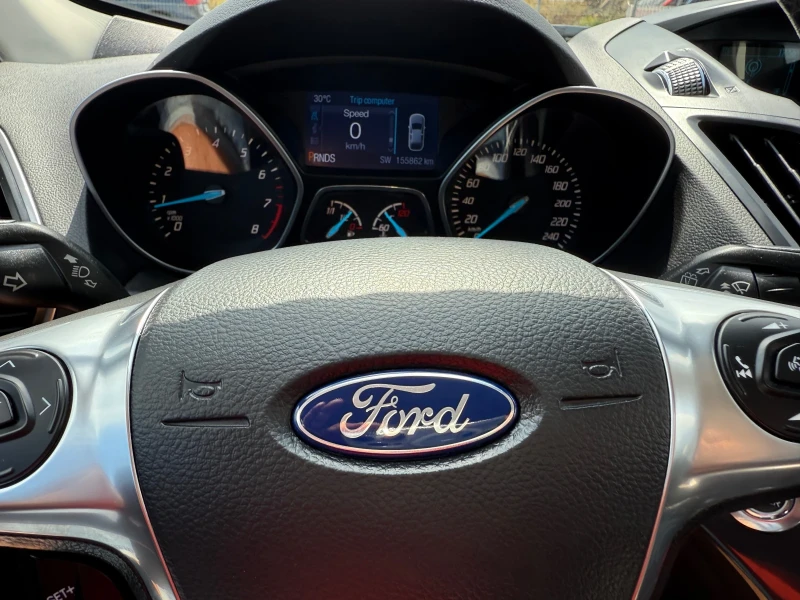 Ford Kuga 1.6i 4x4 CH AUTOMAT, снимка 16 - Автомобили и джипове - 49193237