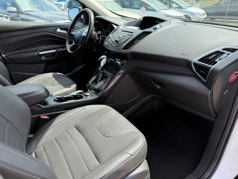 Ford Kuga 1.6i 4x4 CH AUTOMAT, снимка 10 - Автомобили и джипове - 49193237