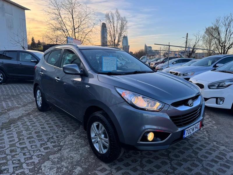 Hyundai IX35 2.0 ГАЗ / БЕНЗИН / 4х4, снимка 6 - Автомобили и джипове - 49440979