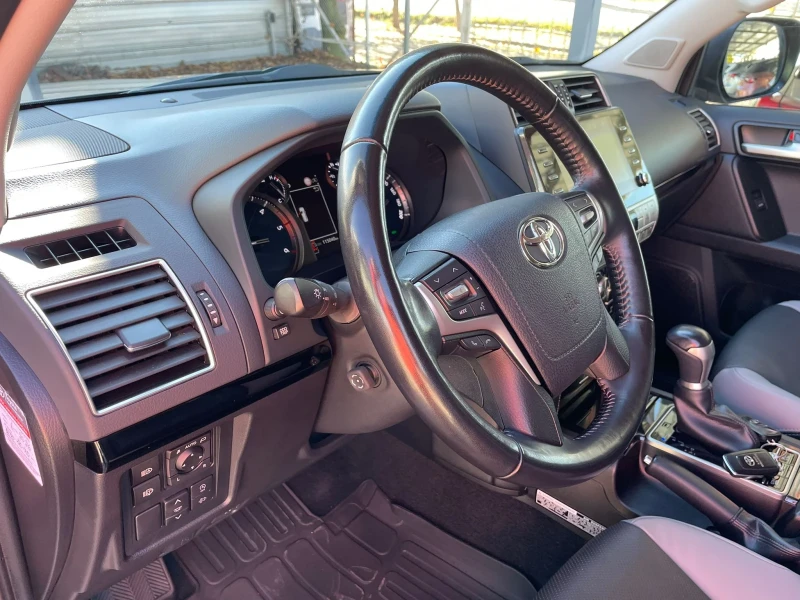 Toyota Land cruiser 150/2.8/Auto/Luxury/В гаранция , снимка 11 - Автомобили и джипове - 52097064