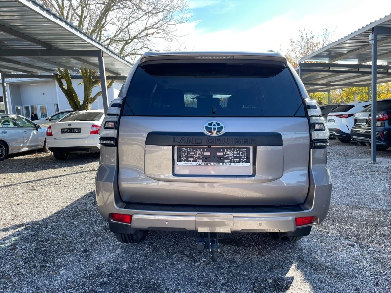 Toyota Land cruiser 150/2.8/Auto/Luxury/В гаранция , снимка 6 - Автомобили и джипове - 52097064