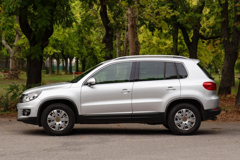 VW Tiguan 2.0 TDI Exclusive, снимка 5 - Автомобили и джипове - 53058472