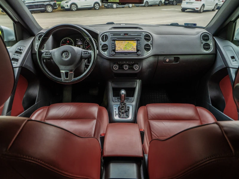 VW Tiguan 2.0 TDI Exclusive, снимка 9 - Автомобили и джипове - 53058472