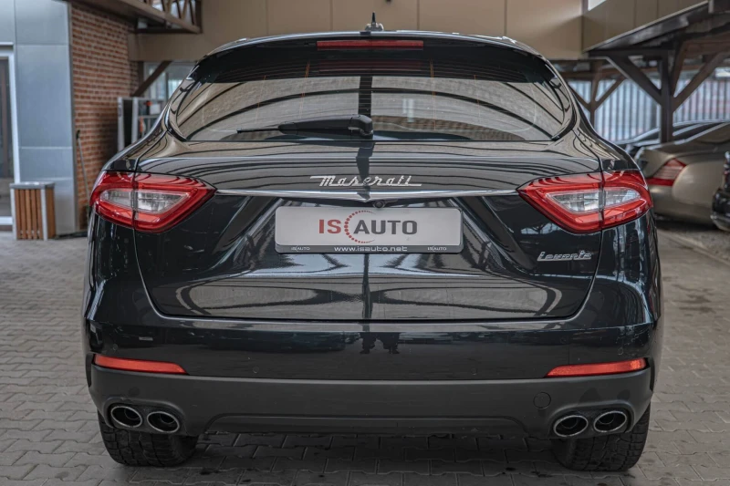 Maserati Levante Diesel/Камера/Sport/Distronic/F1/Подгрев/Sound Act, снимка 4 - Автомобили и джипове - 53206116