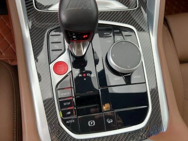 BMW X6 M COMPETITION* SHADOW* CARBON* ПАНО* B&W* ГАРАНЦИЯ, снимка 10 - Автомобили и джипове - 53010824