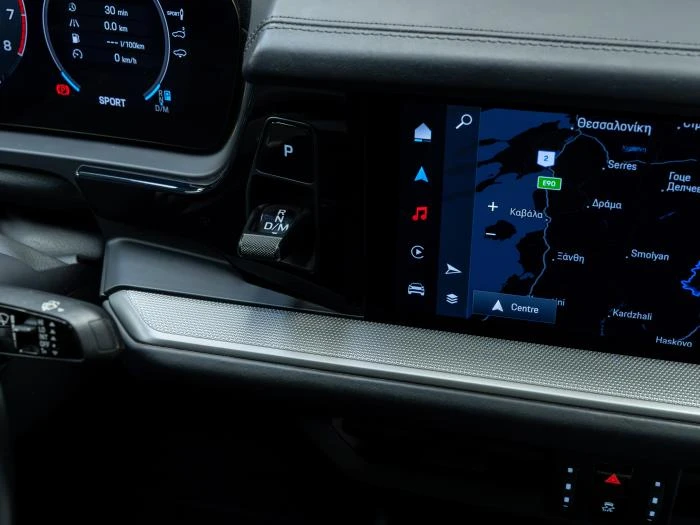 Porsche Cayenne E-HYBRID* BOSE* 360*  PANO* , снимка 12 - Автомобили и джипове - 56168948