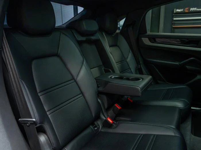 Porsche Cayenne E-HYBRID* BOSE* 360*  PANO* , снимка 14 - Автомобили и джипове - 56168948