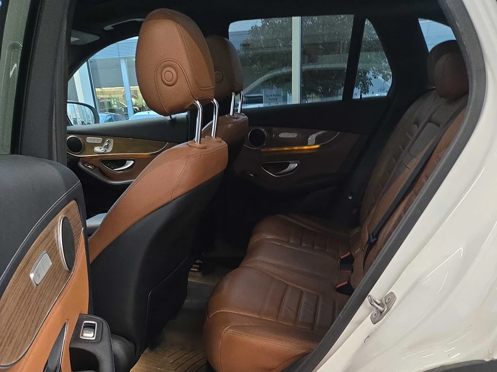 Mercedes-Benz GLC 300 * CARFAX * БЕЗ ПЪРВОНАЧАЛНА ВНОСКА - изображение 10