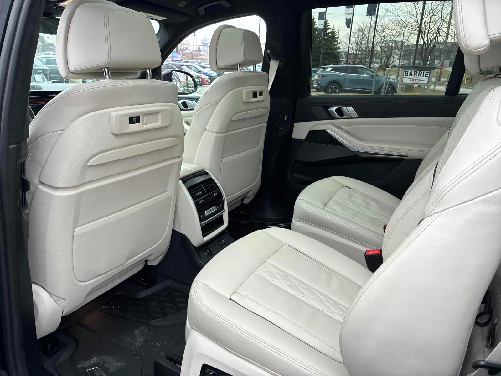 BMW X7 xDrive40i * * CARFAX * * АВТО КРЕДИТ * * , снимка 9 - Автомобили и джипове - 54197300