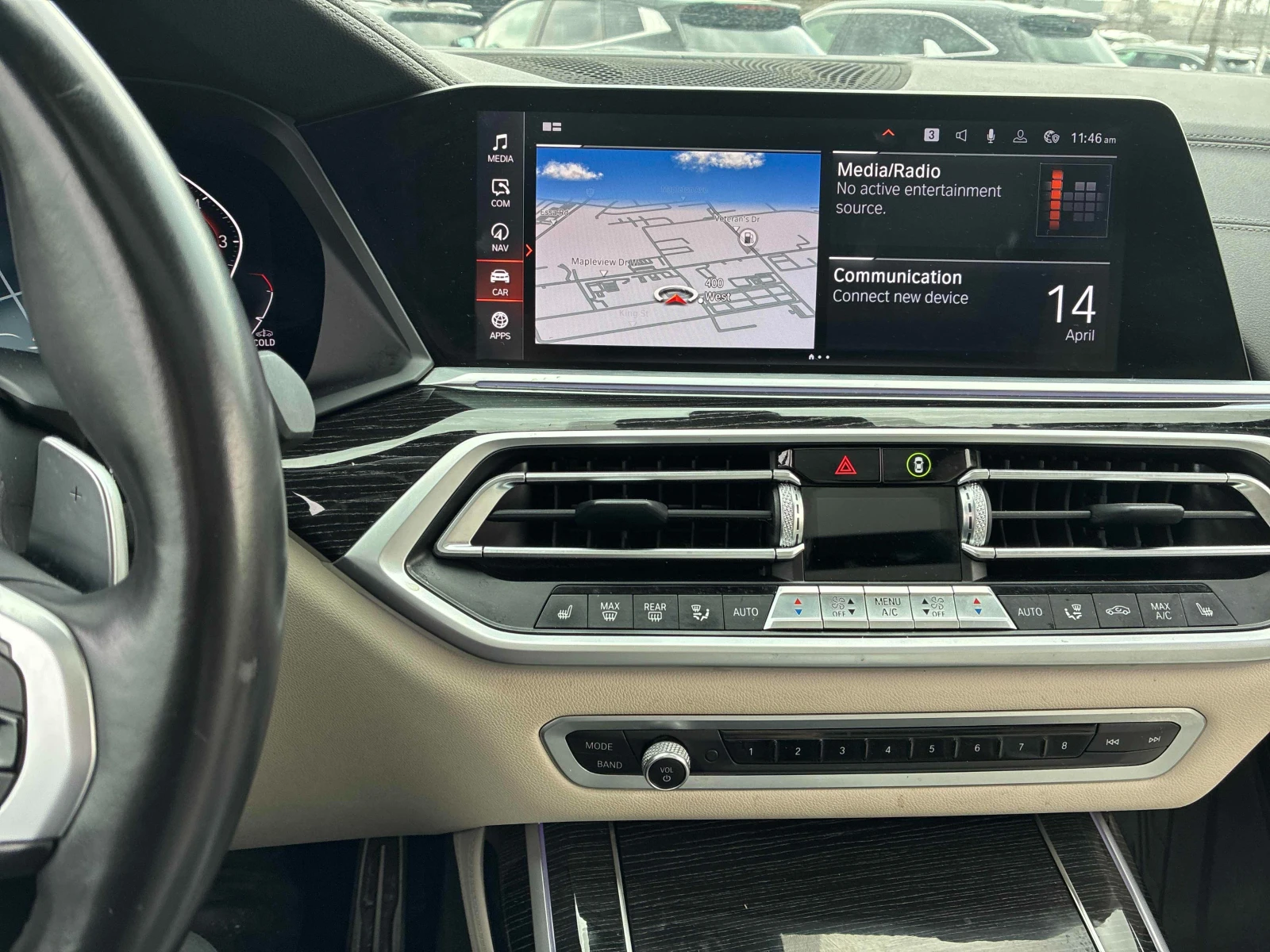 BMW X7 xDrive40i * * CARFAX * * АВТО КРЕДИТ * * , снимка 11 - Автомобили и джипове - 54197300